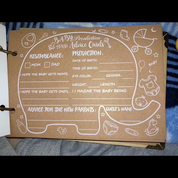 Baby reveal book - Picture 2 of 3